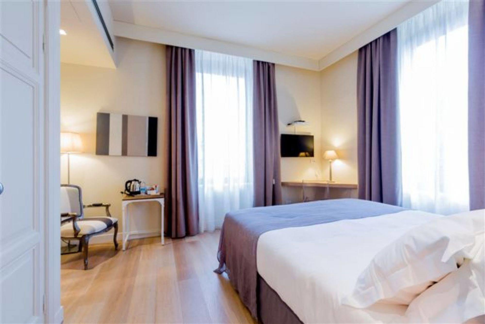 Hotel 900 Джулианова Экстерьер фото